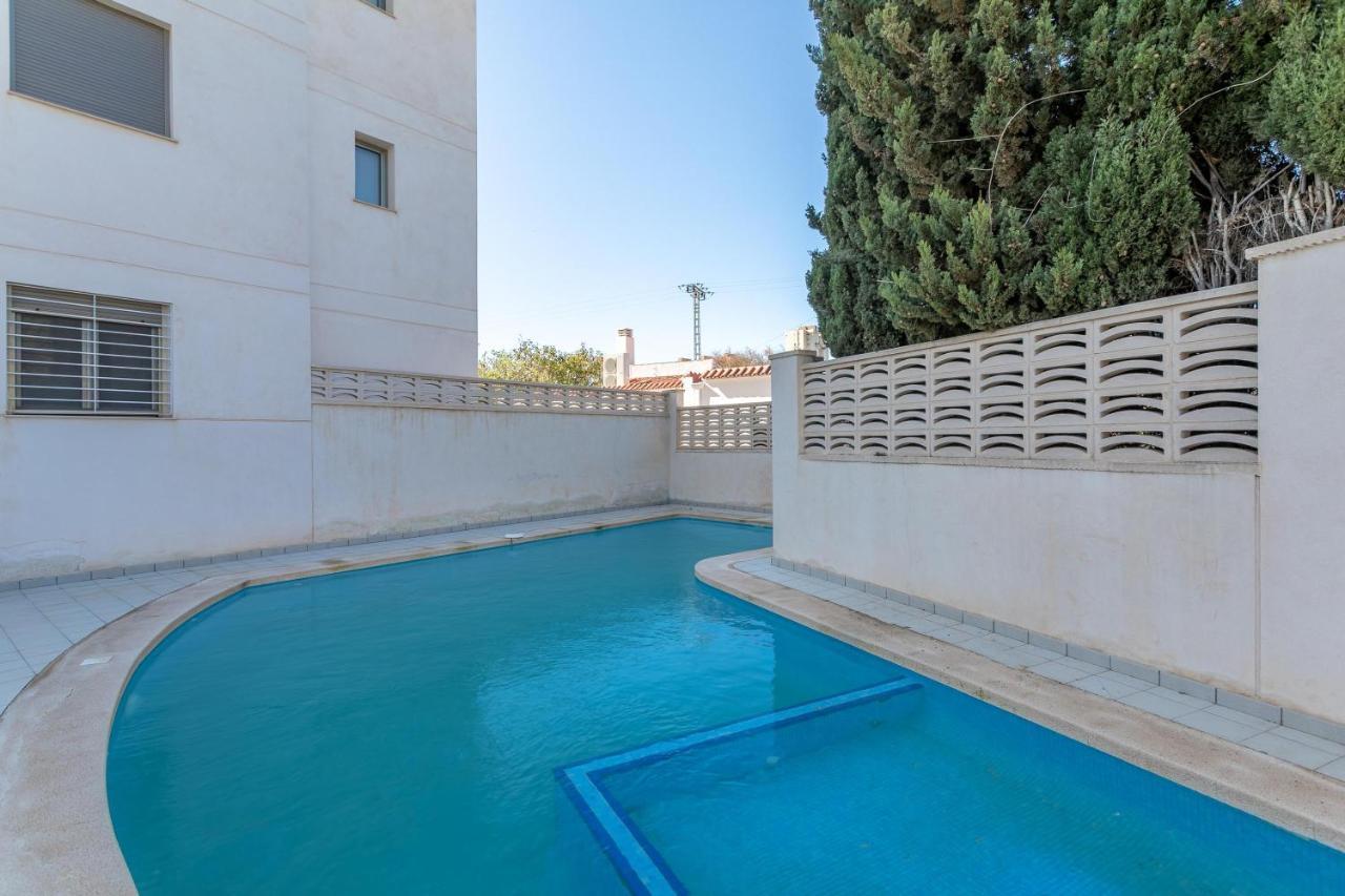 Apartment Henri Ел Кампело Екстериор снимка