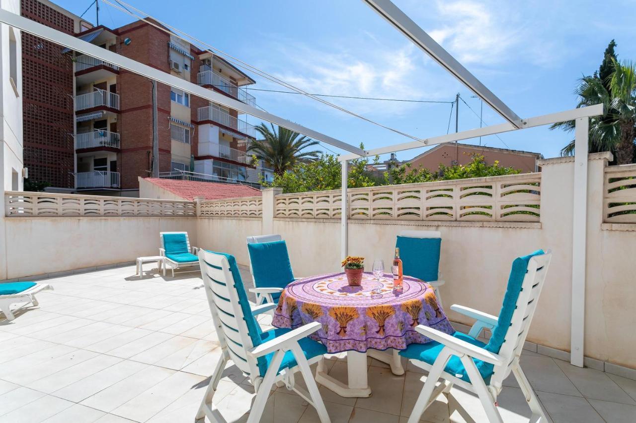 Apartment Henri Ел Кампело Екстериор снимка