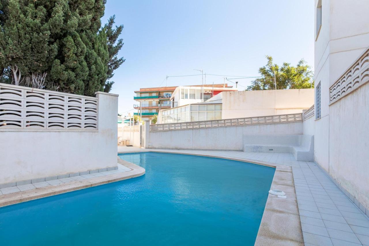 Apartment Henri Ел Кампело Екстериор снимка